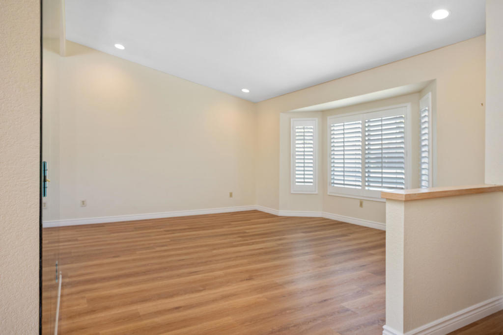 44210 Mariposa Court Property Photo 10