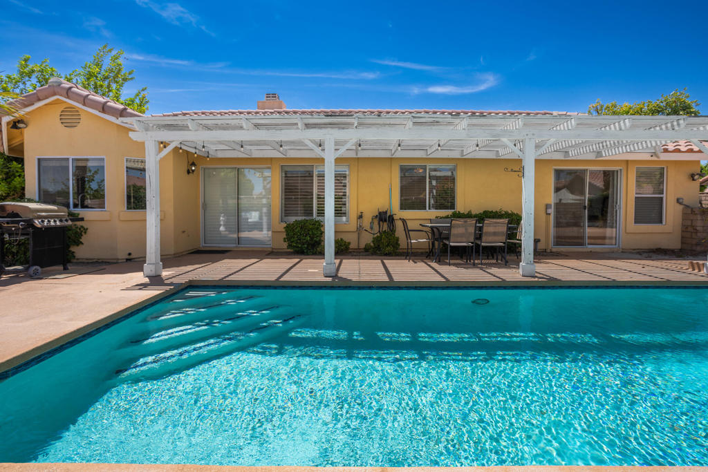 44210 Mariposa Court Property Photo 30