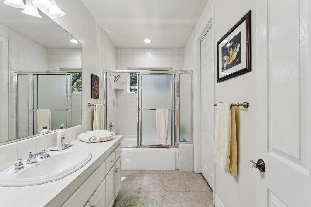 391 Cedar Ridge Drive Property Photo 28