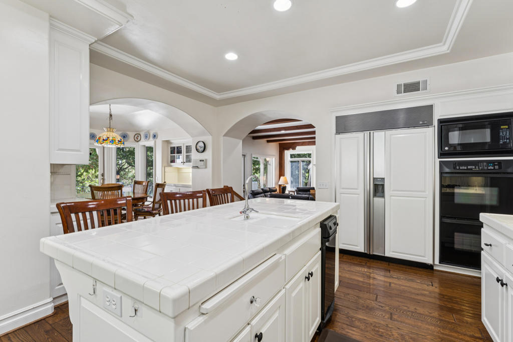 391 Cedar Ridge Drive Property Photo 33