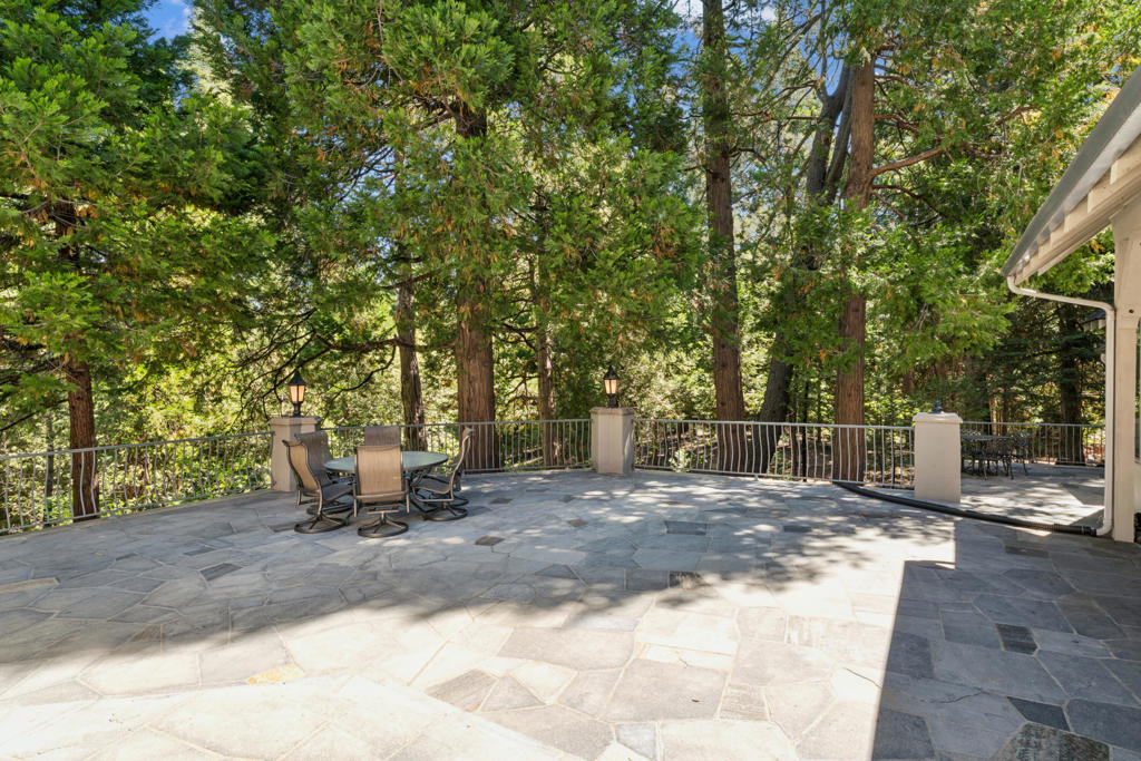 391 Cedar Ridge Drive Property Photo 35