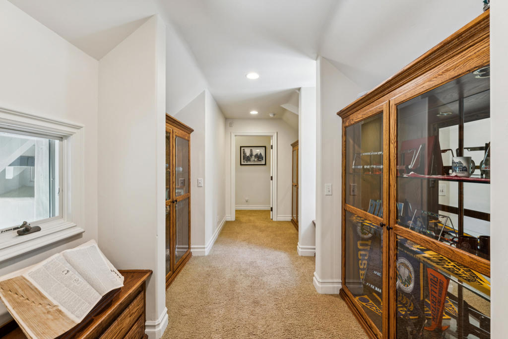391 Cedar Ridge Drive Property Photo 46