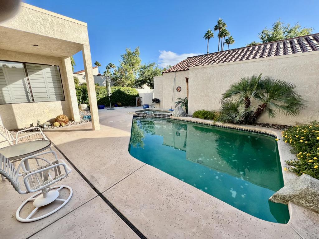 930 Inverness Drive Property Photo 3