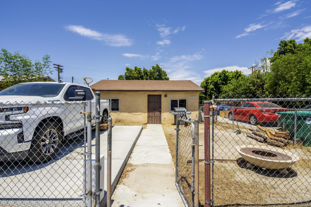 84058 Leyte Avenue Property Photo 2