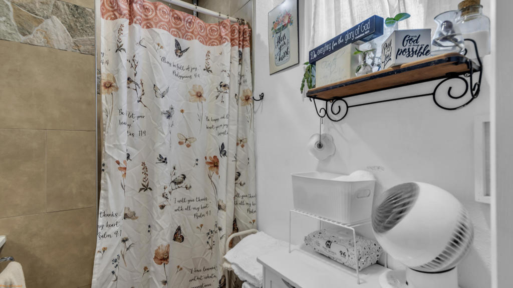 84058 Leyte Avenue Property Photo 31