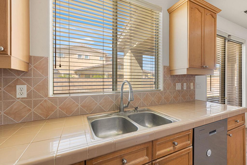 83448 Wagon Road Property Photo 7