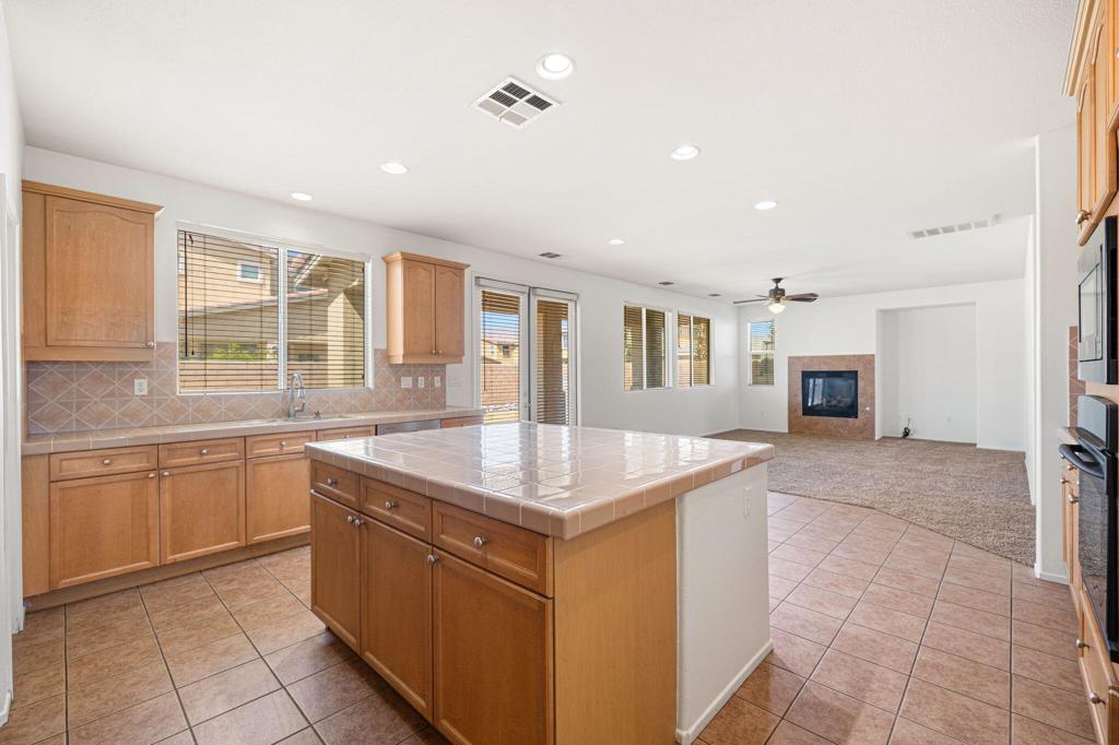 83448 Wagon Road Property Photo 11
