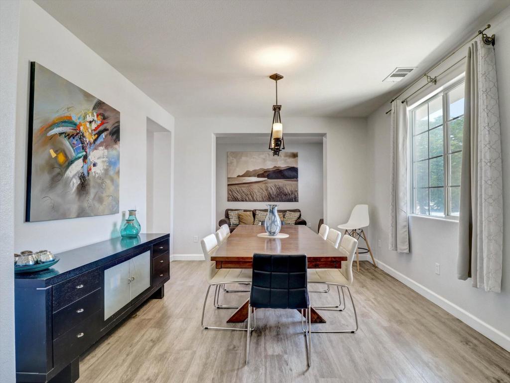 83328 Wagon Road Property Photo 4