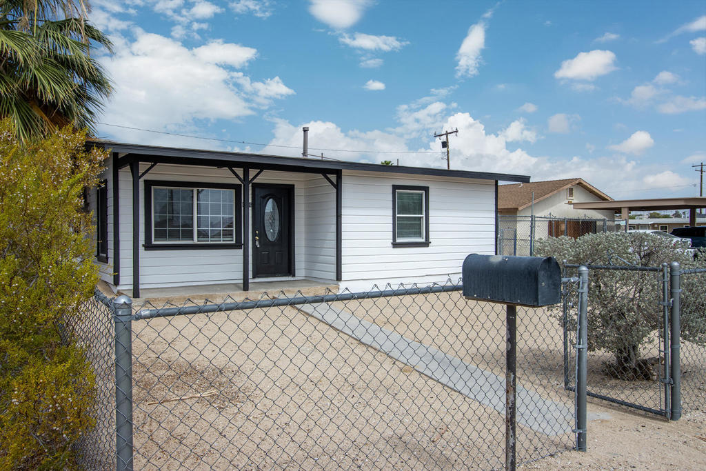 6316 Athol Avenue Property Photo 3