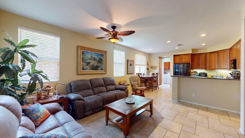 37771 Castleford Street Property Photo 9