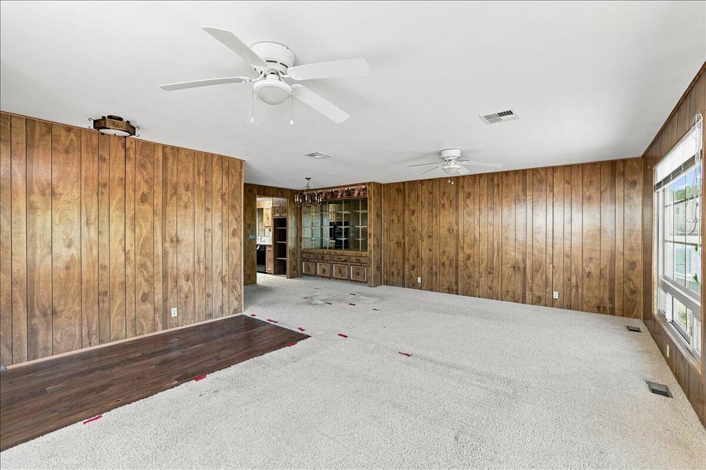 391 Montclair Drive 230 Property Photo 12