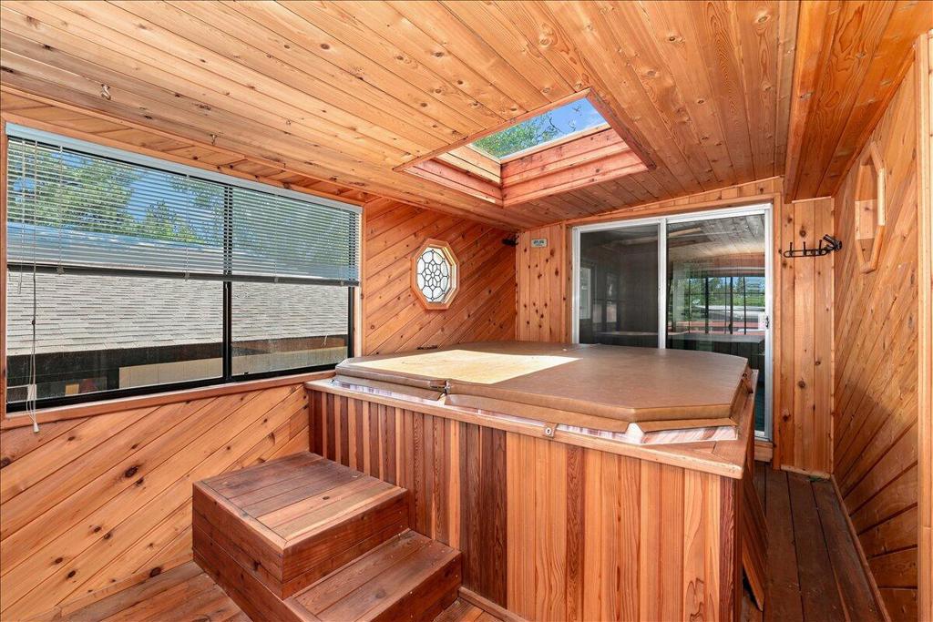 391 Montclair Drive 230 Property Photo 29