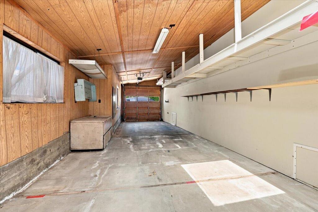 391 Montclair Drive 230 Property Photo 41