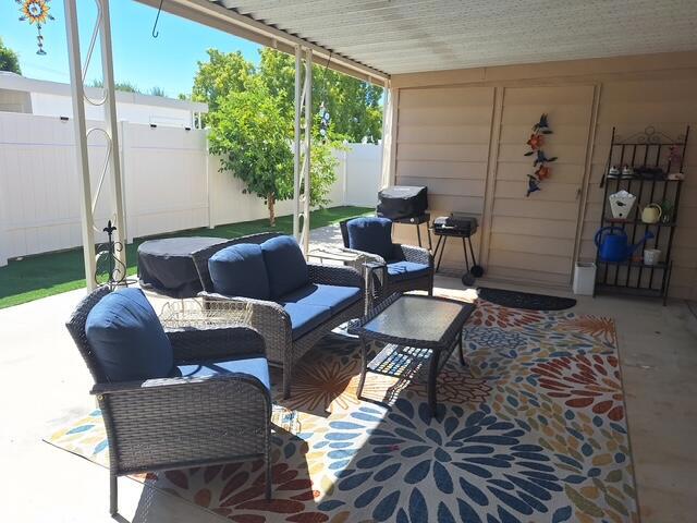 39491 Hidden Water Place Property Photo 4