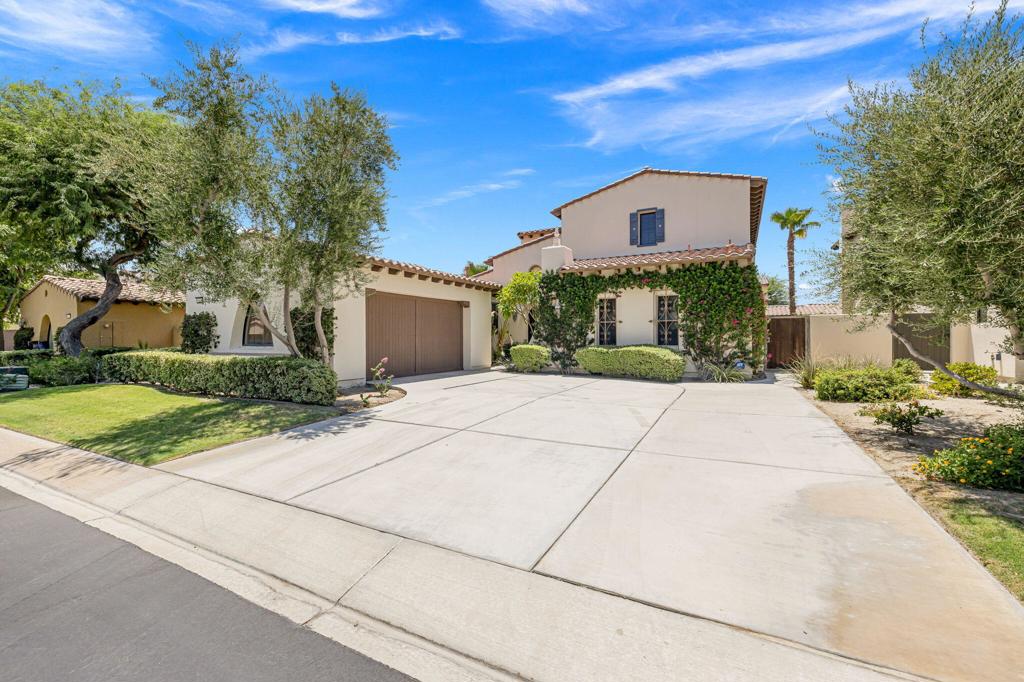 80679 Via Tranquila Property Photo 2