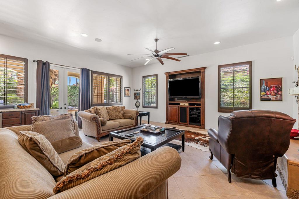 80679 Via Tranquila Property Photo 6