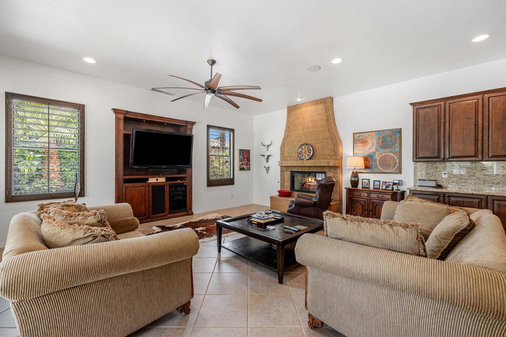 80679 Via Tranquila Property Photo 8