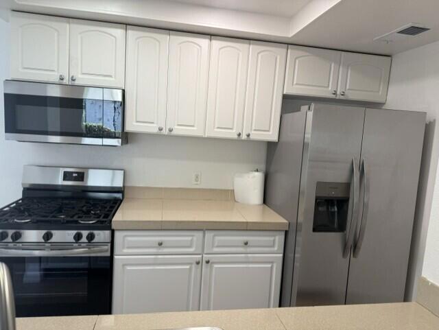45 Lakeview Circle Property Photo 1