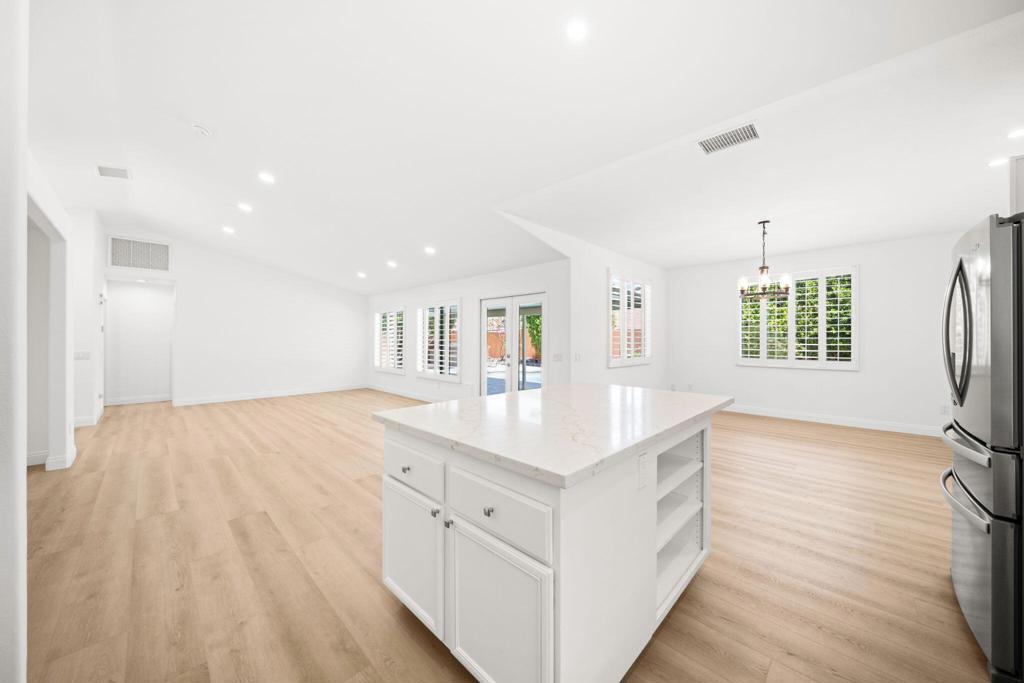 37762 Drexell Drive Property Photo 15