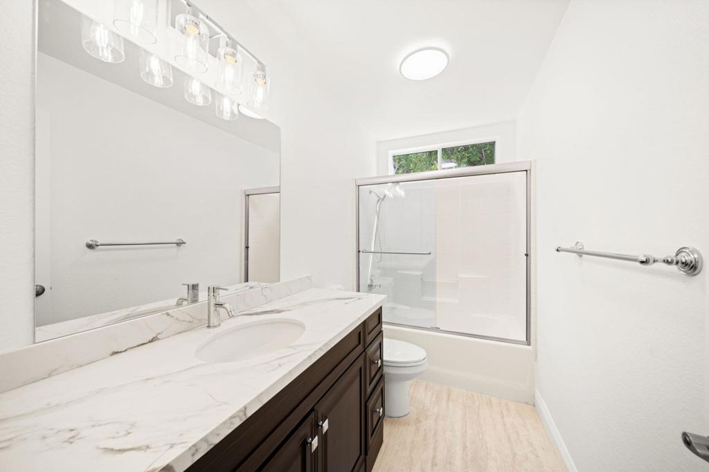 37762 Drexell Drive Property Photo 16