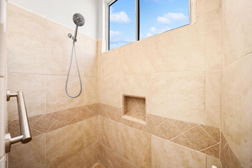 37762 Drexell Drive Property Photo 27