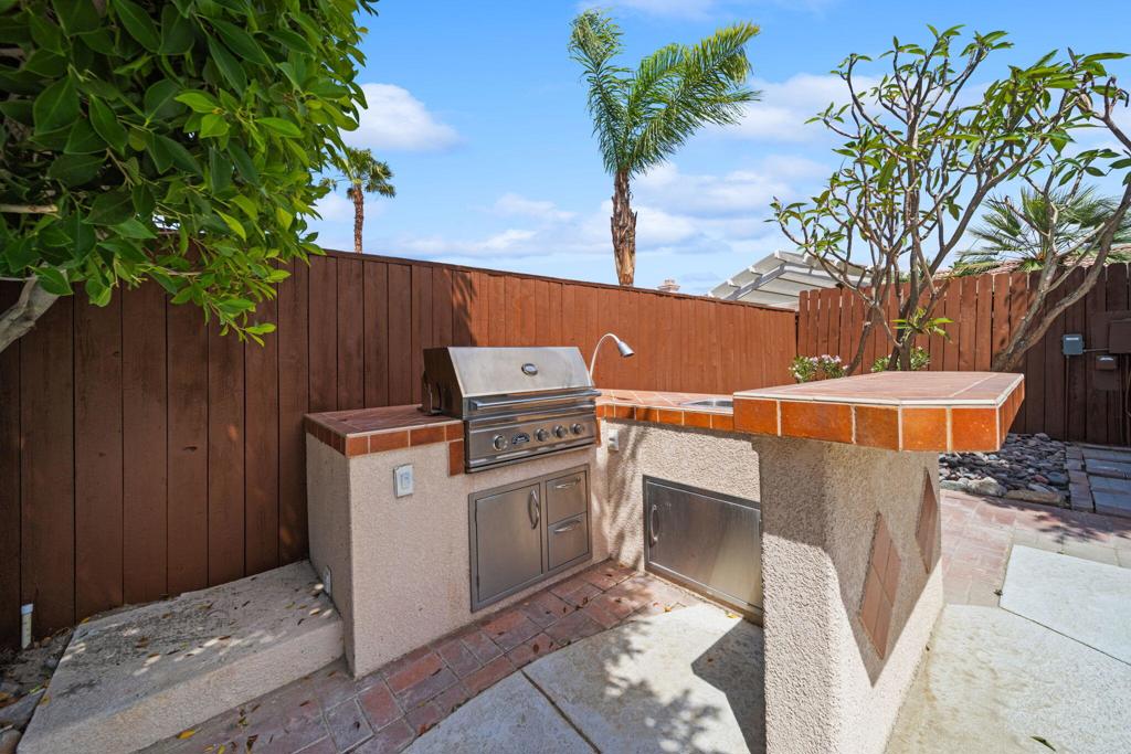 37762 Drexell Drive Property Photo 29