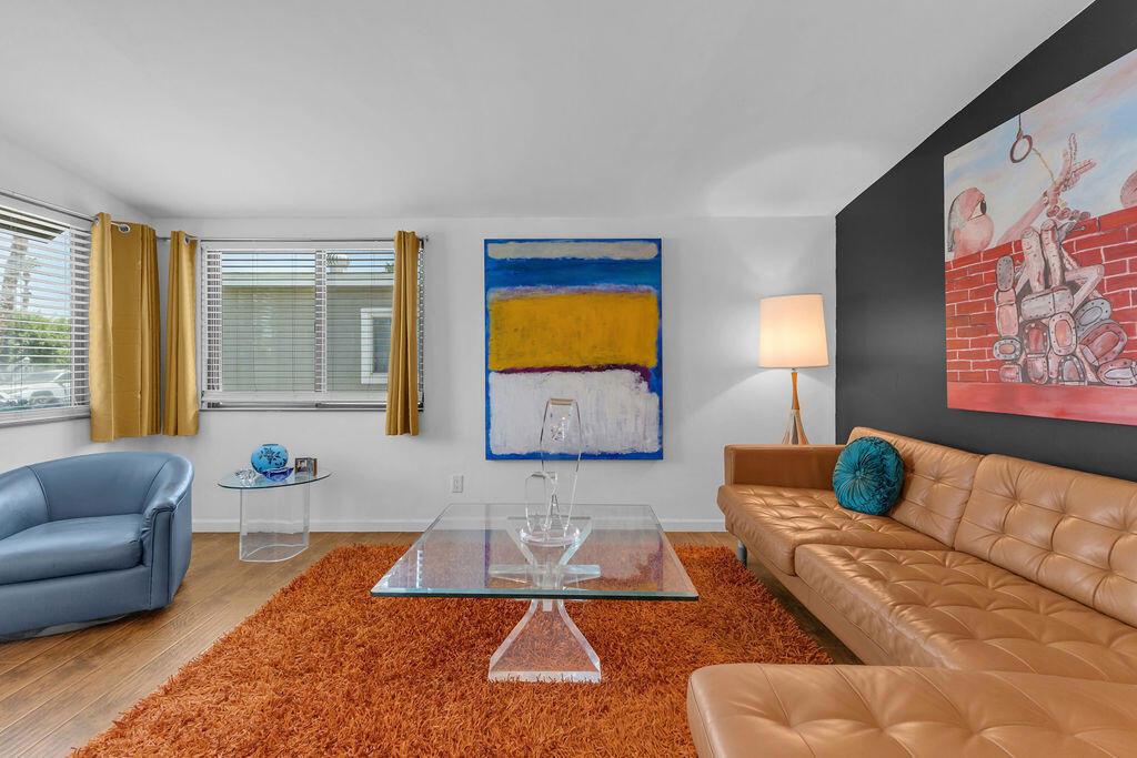 1022 Via Grande Property Photo 6