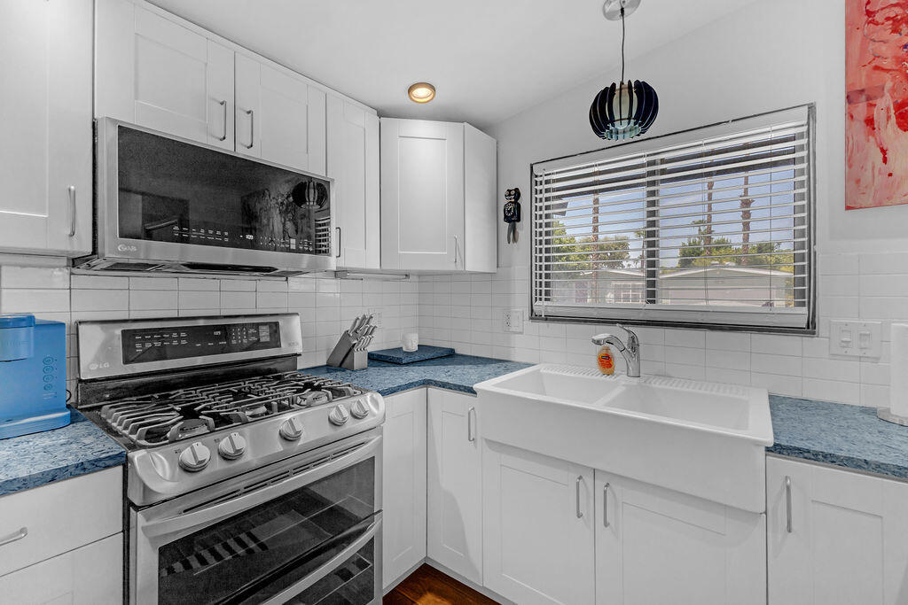 1022 Via Grande Property Photo 14