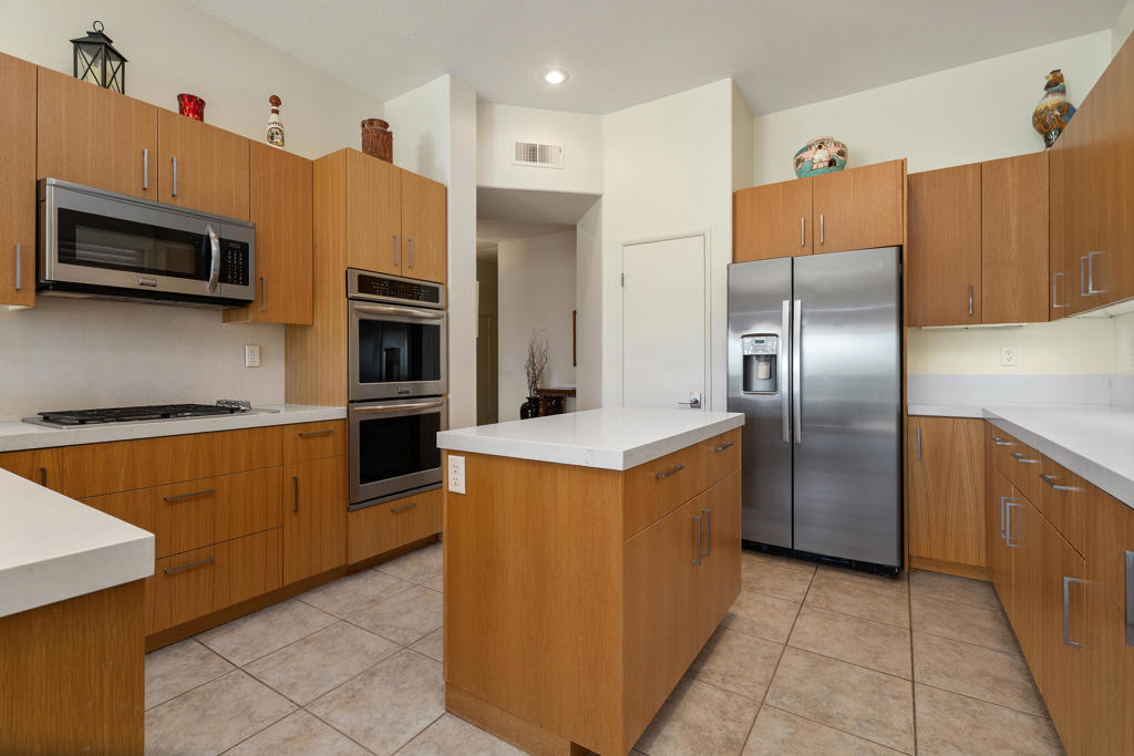 112 Kavenish Drive Property Photo 16