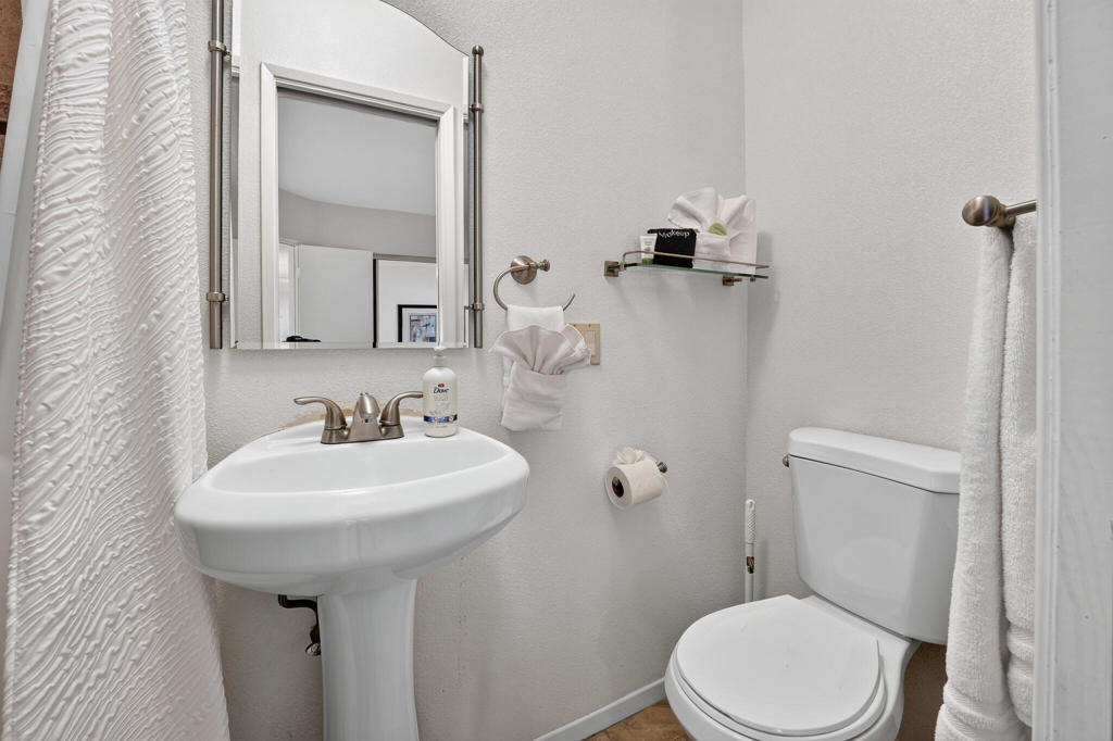 40997 Sea Island Lane Property Photo 19