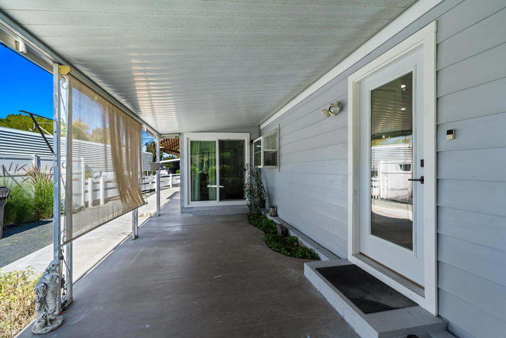 74 Via Minorca Property Photo 35