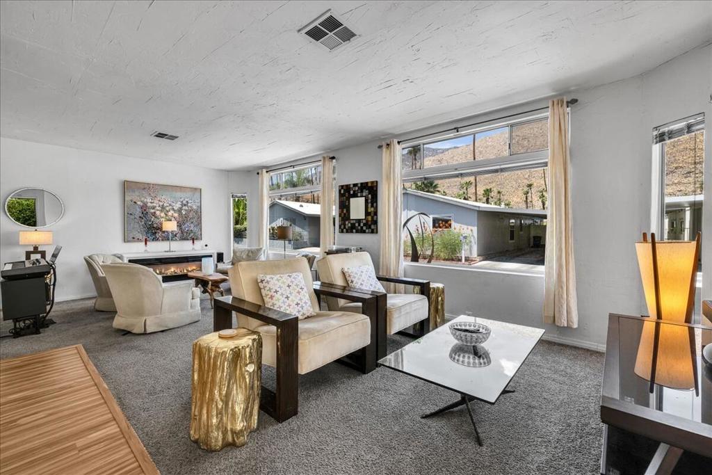 314 Lei Drive Property Photo 3