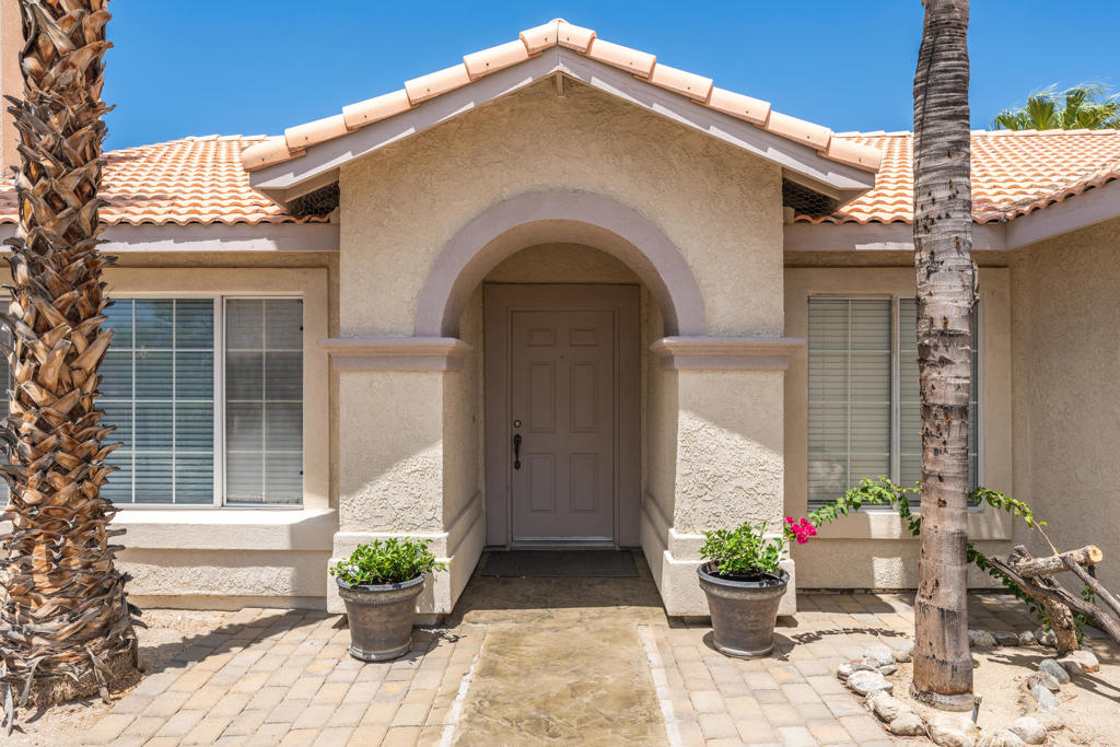65920 Avenida Cadena Property Photo 3
