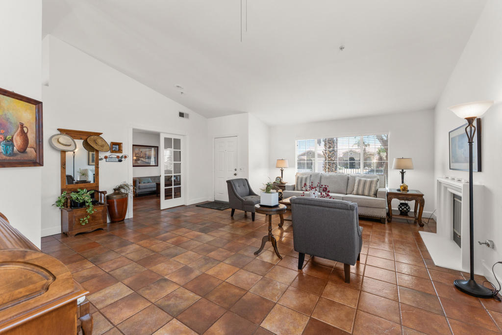 65920 Avenida Cadena Property Photo 9