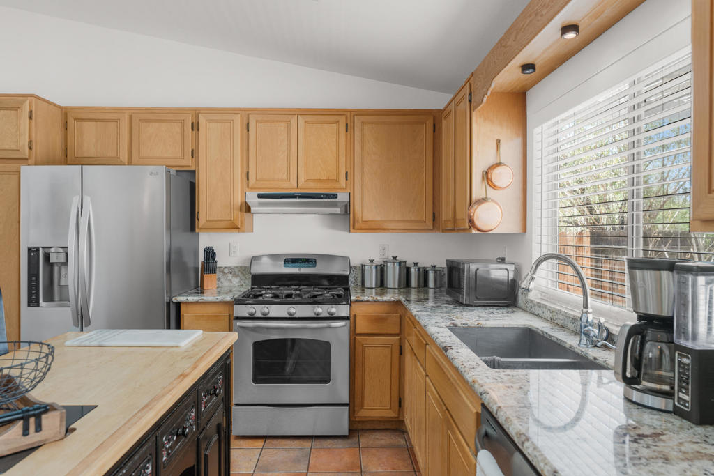 65920 Avenida Cadena Property Photo 13