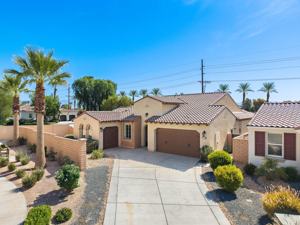 51726 Via Santero Property Photo 1