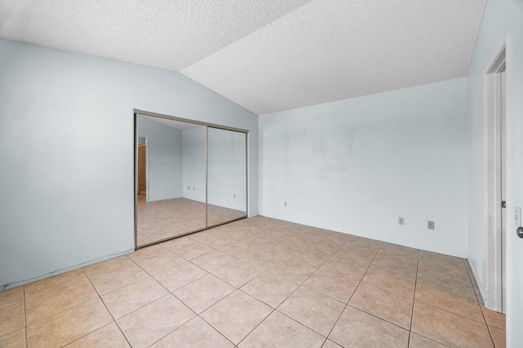 49156 Garland Street Property Photo 15