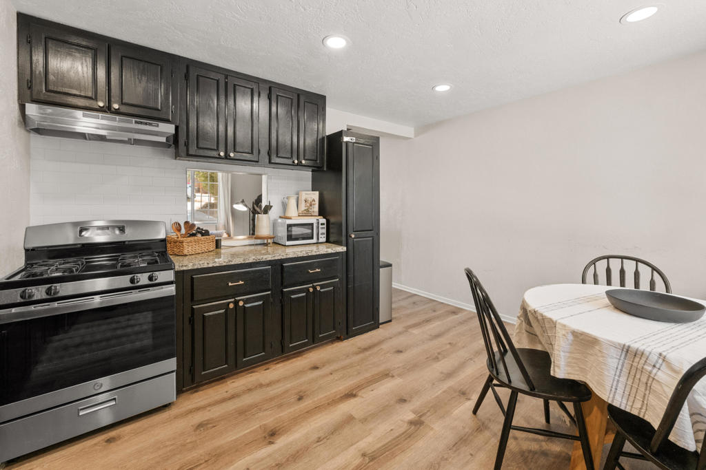 1017 E Country Club Boulevard Property Photo 18