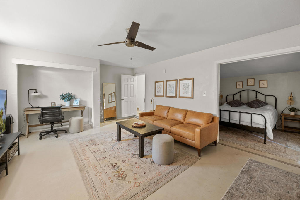1017 E Country Club Boulevard Property Photo 35