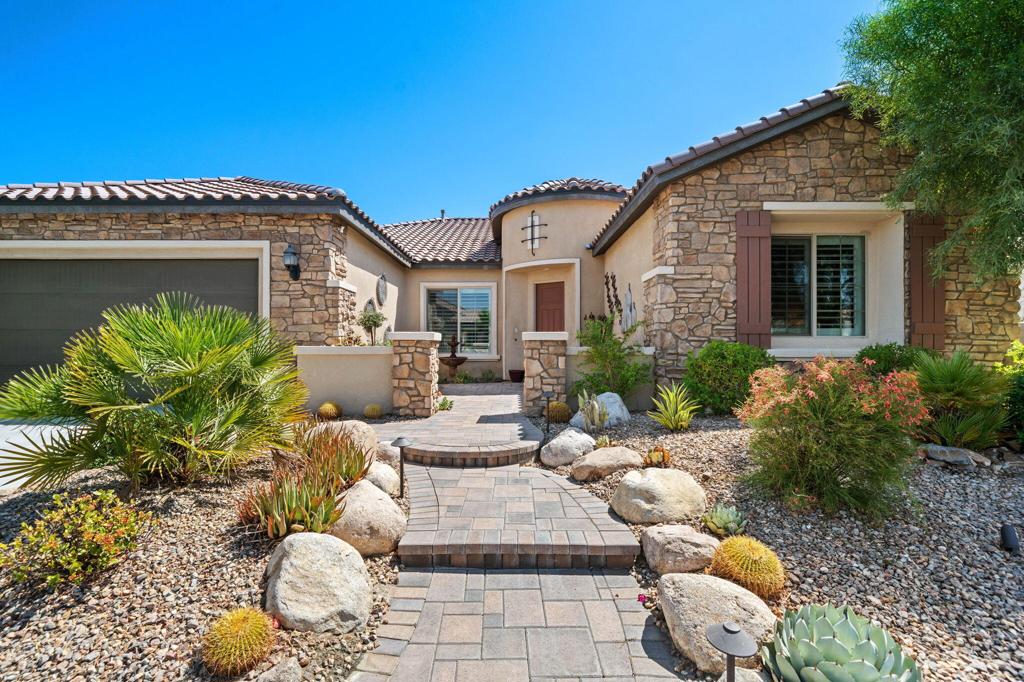 76 Bordeaux Property Photo 2