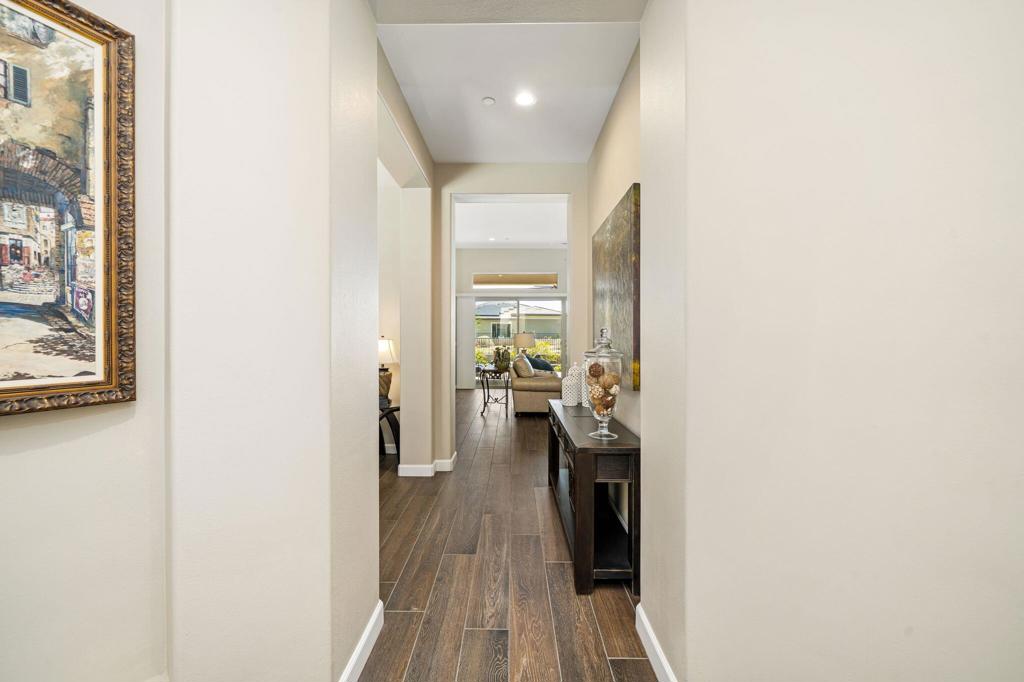 76 Bordeaux Property Photo 8