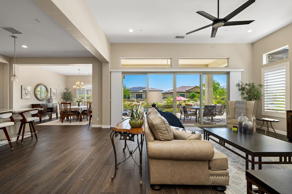 76 Bordeaux Property Photo 9
