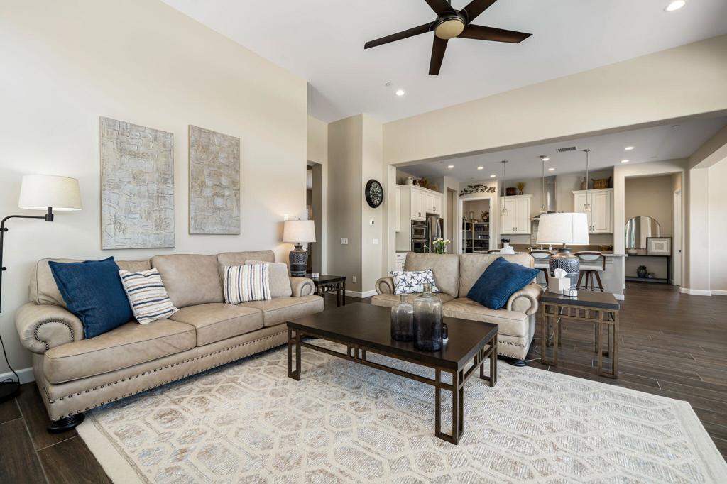 76 Bordeaux Property Photo 12