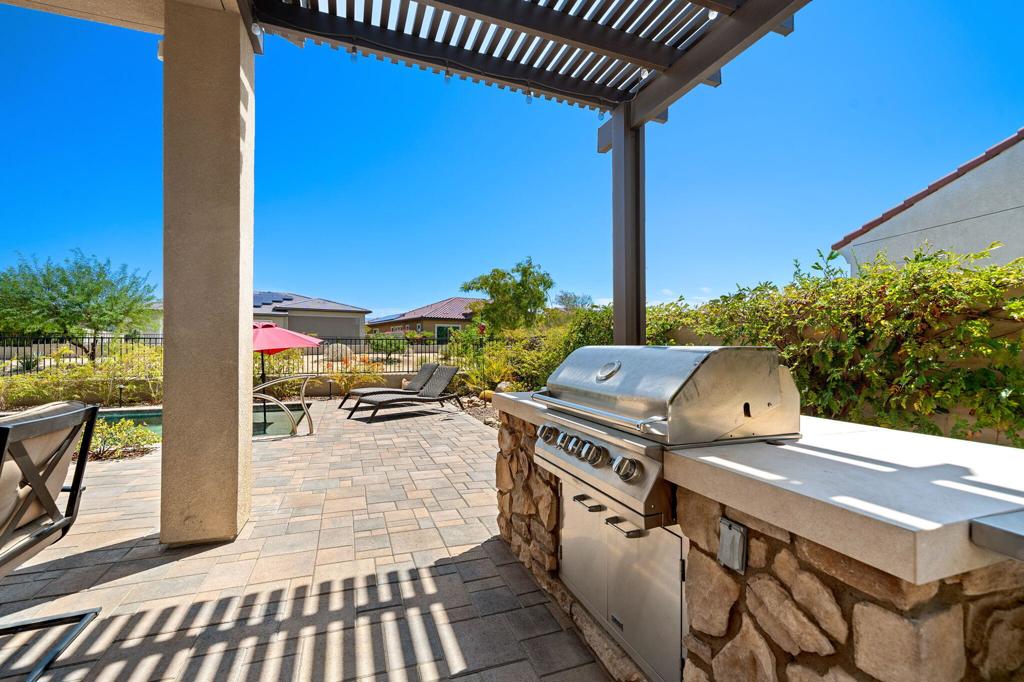 76 Bordeaux Property Photo 18