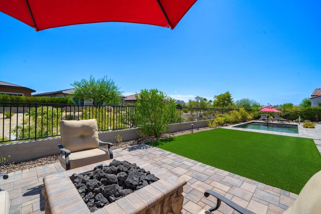 76 Bordeaux Property Photo 28