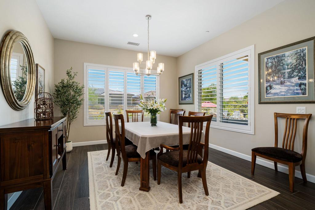 76 Bordeaux Property Photo 38