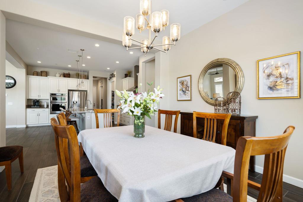 76 Bordeaux Property Photo 40