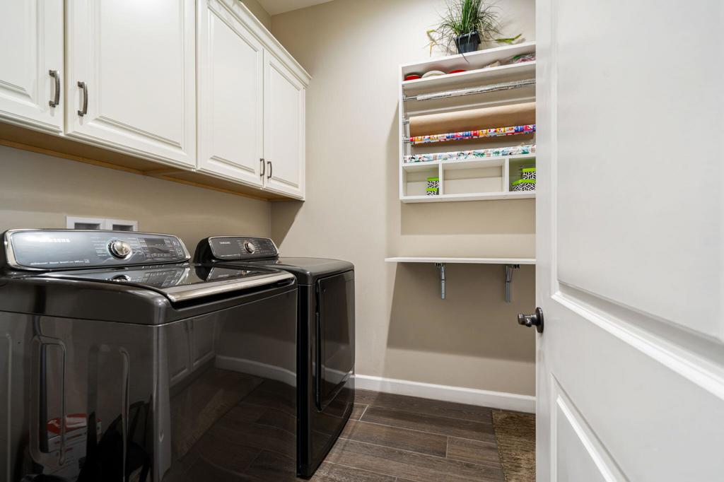 76 Bordeaux Property Photo 51
