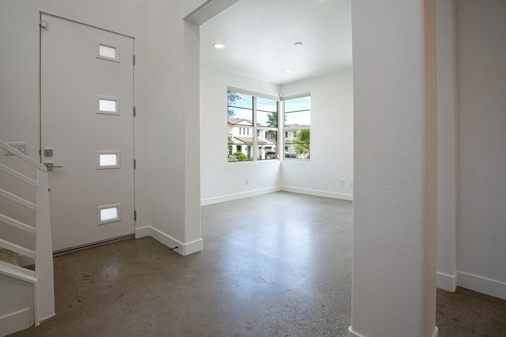 35830 Mccarthy Street Property Photo 5