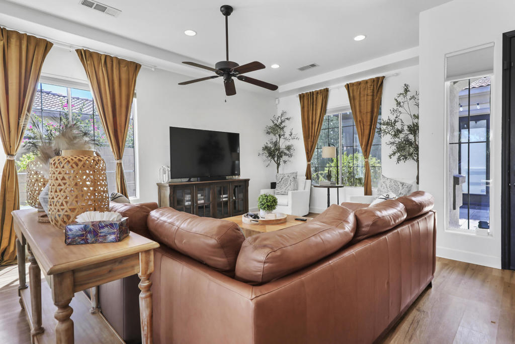 79818 Parkway Esplanade S Property Photo 6